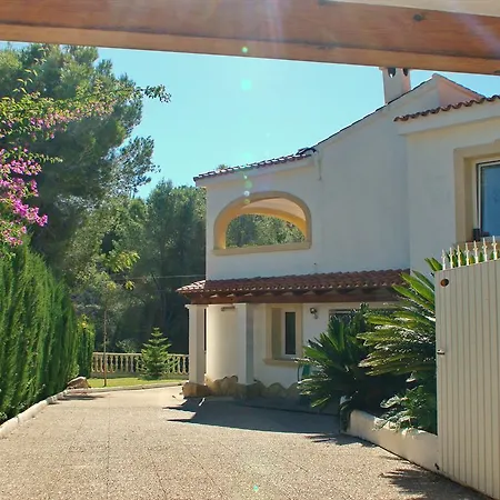 Los Olivos Dağ evi